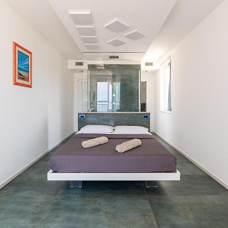 Marina Bay Beach Suites Peschici Luaran gambar