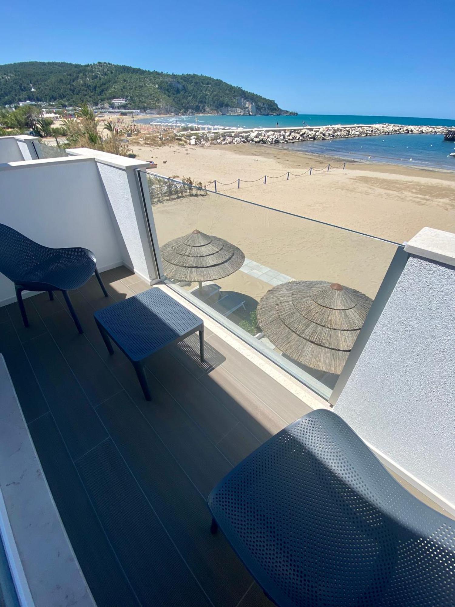 Marina Bay Beach Suites Peschici Luaran gambar