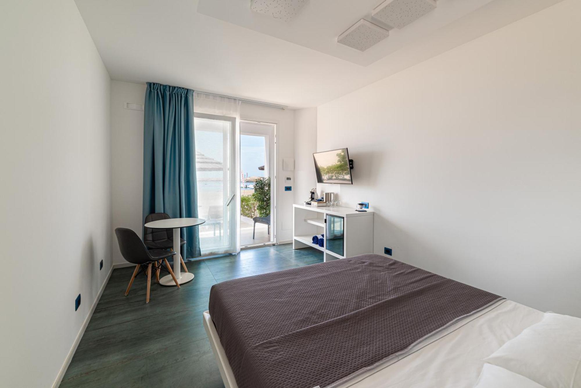 Marina Bay Beach Suites Peschici Luaran gambar