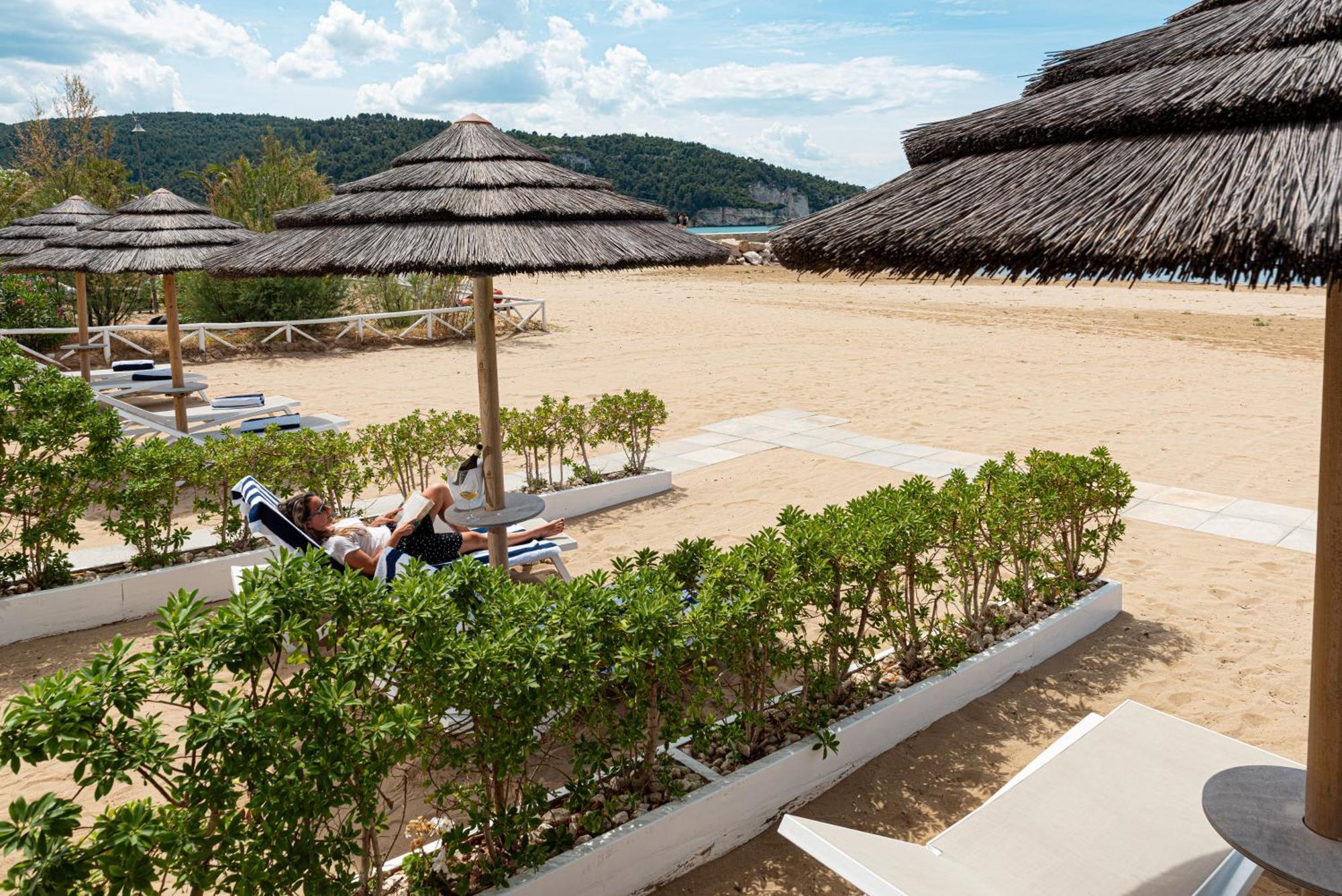 Marina Bay Beach Suites Peschici Luaran gambar