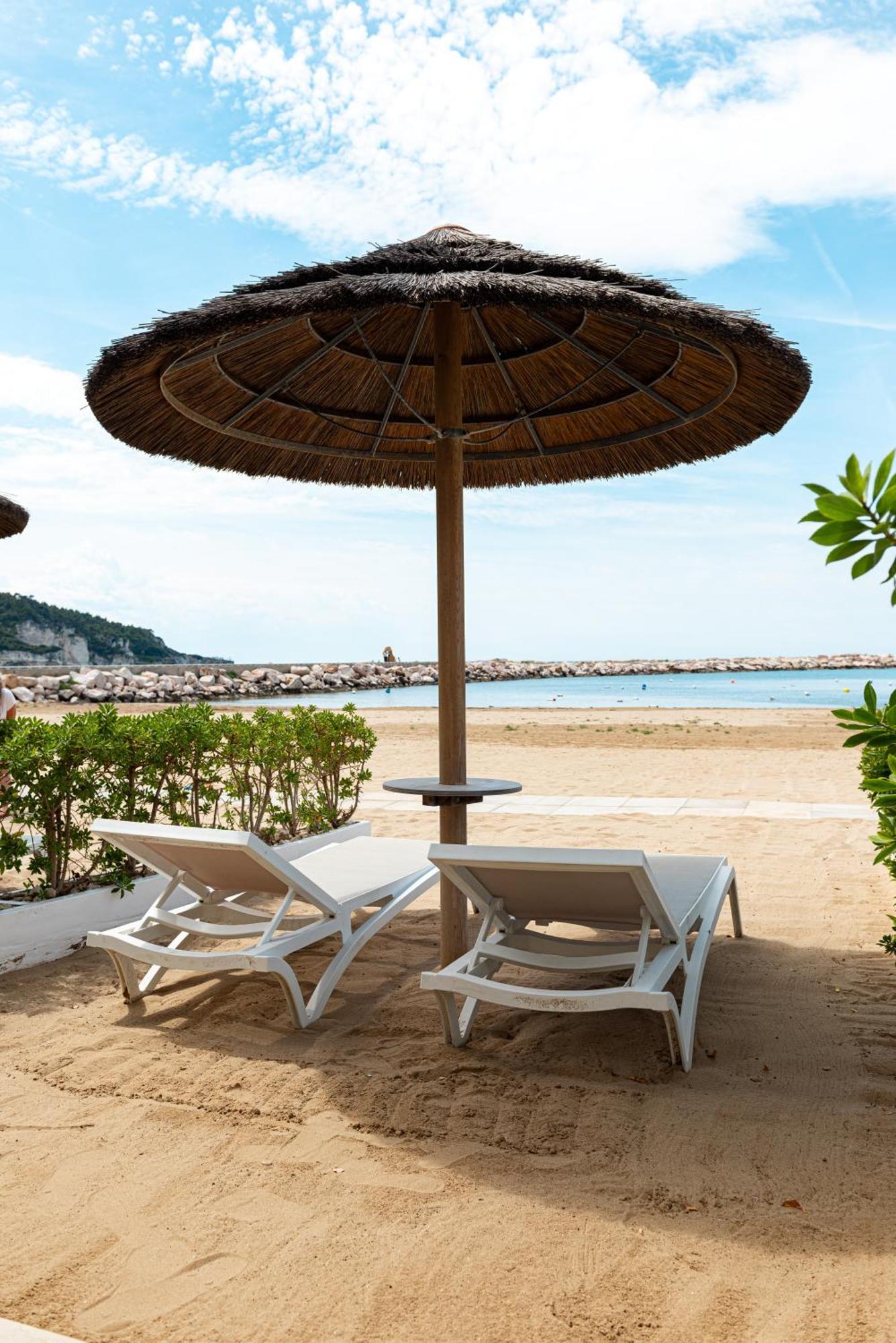 Marina Bay Beach Suites Peschici Luaran gambar